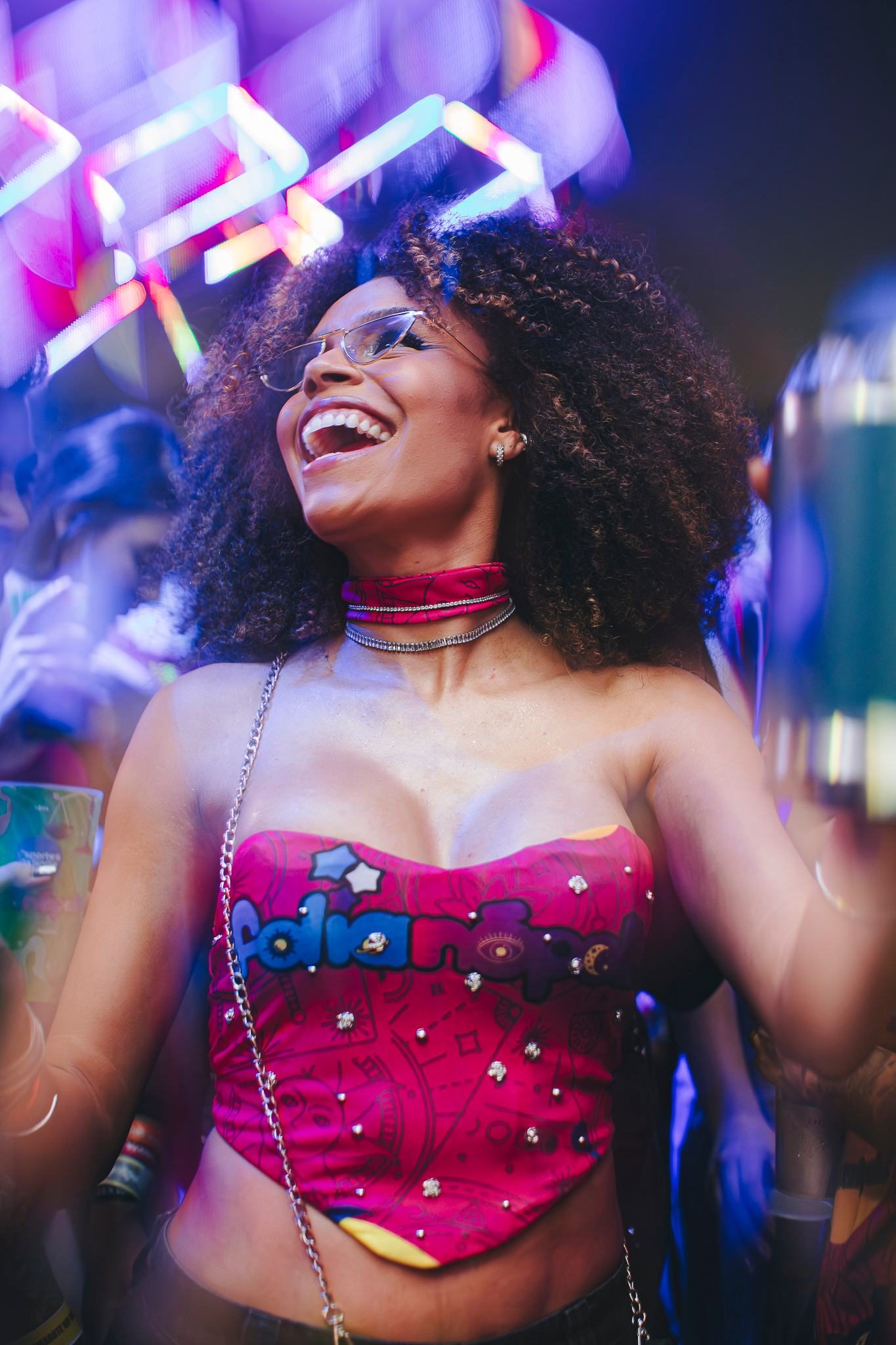Foliã sorrindo durante a festa